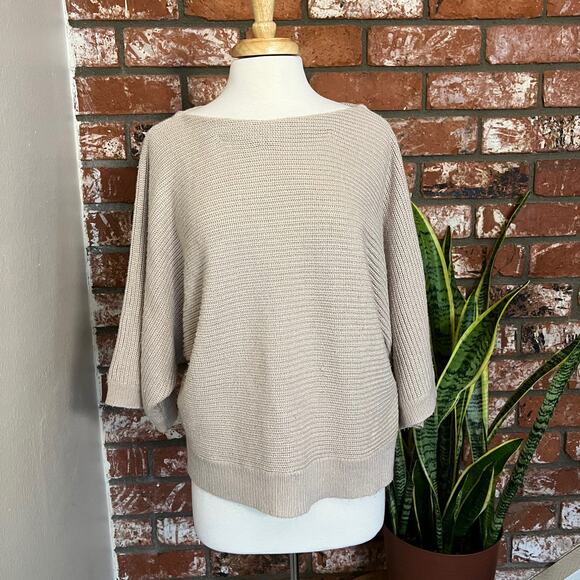 Oversized cream sweater - Picture 1 of 5